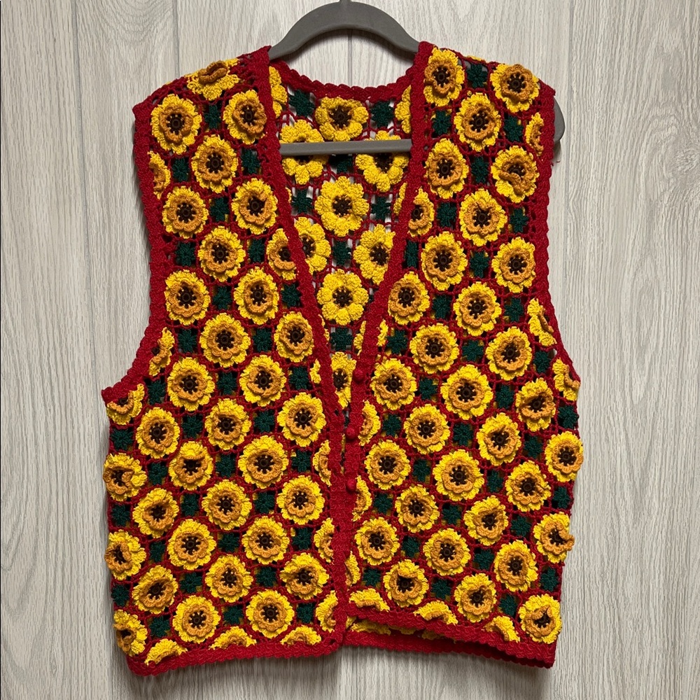 Vintage Floral Crochet Vest with Sunflower Pattern 2XL Womens